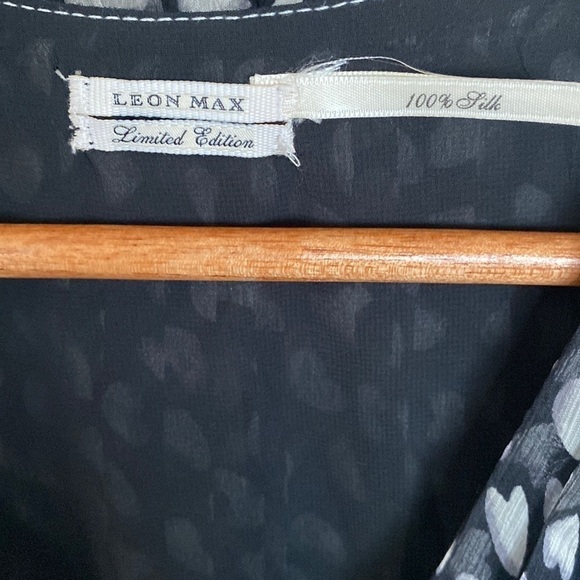 Leon Max Limited Edition Hearts 100% Silk Empire Waist Halter Dress, Size 4 - Picture 4 of 14